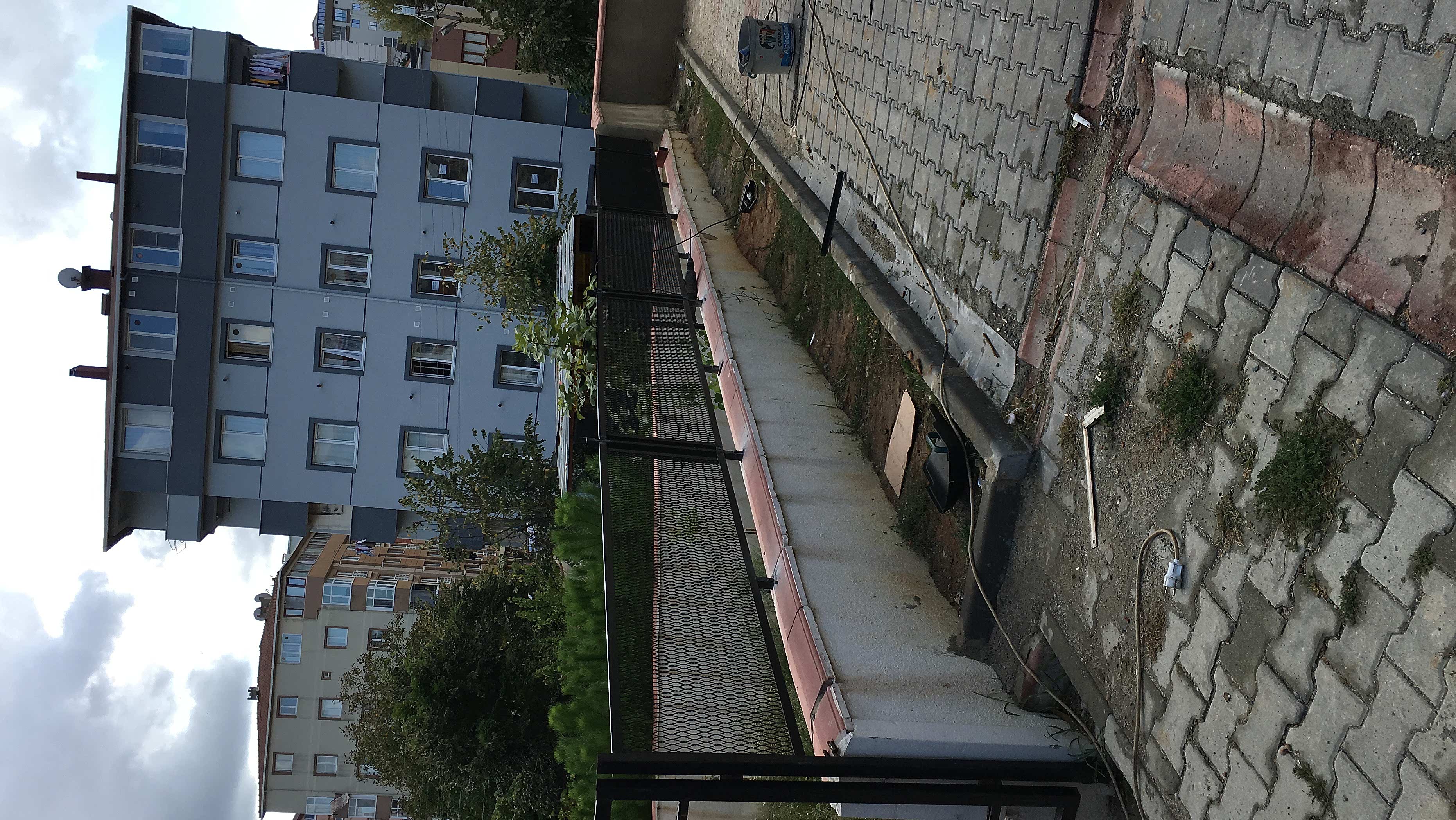 Duvar üstü korkuluk 